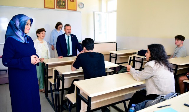 Manisa Celal Bayar Üniversitesi’nde İlk Ders Heyecanı