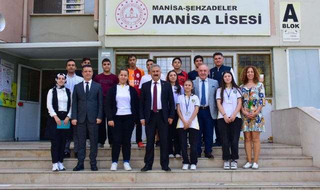 Manisa İl Emniyet Müdürü Fahri Aktaş, Şehzadeler İlçesinde Okul Ziyaretleri Gerçekleştirdi