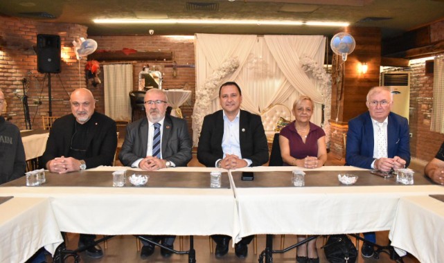 MANİSA  DOSTLAR MECLİSİNİN KONUĞU BELEDİYE BAŞKAN YARDIMCISI ALİ KUYUMCU OLDU