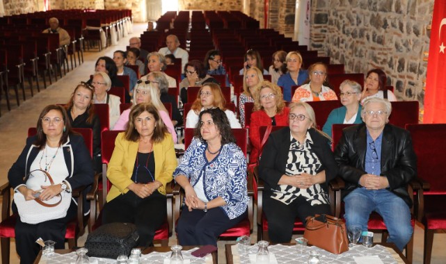 ŞEHZADELER’DE KADINLAR MEME KANSERİ FARKINDALIĞI İÇİN BULUŞTU