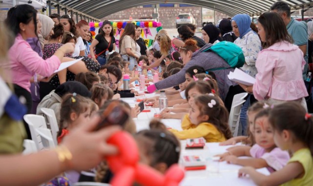 YUNUSEMRE’DEN KIZ ÇOCUKLARI GÜNÜ ETKİNLİĞİ