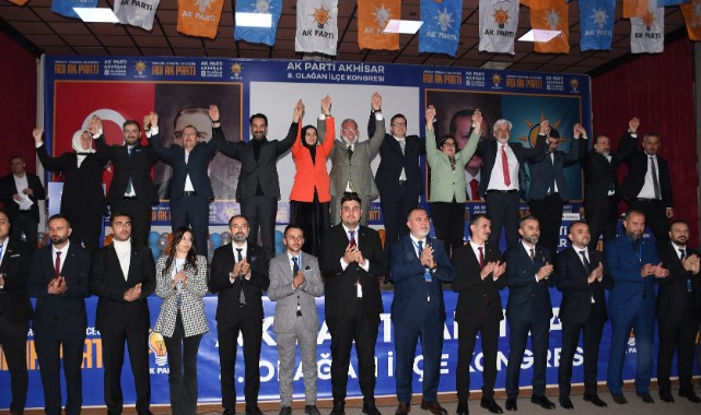 Akhisar AK Parti'de İsmail Ahmet Sözcüer Yeniden Başkan