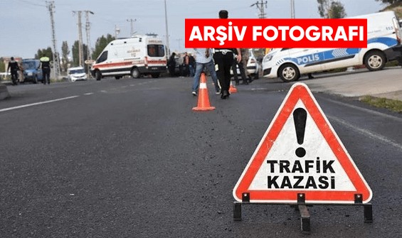 Manisa'da Hemzemin Geçitte Tren Kazası: Sürücü Yaralandı