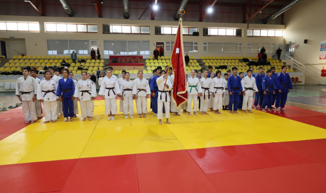 Manisa'da Okul Sporları Judo Müsabakalarıyla Start Aldı