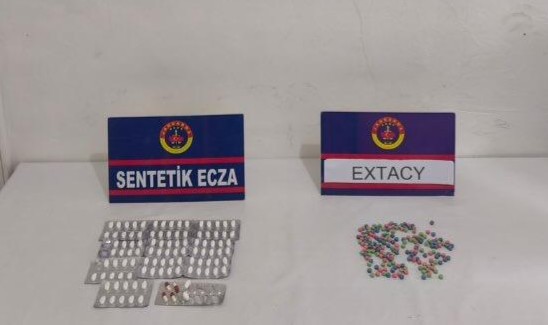 Şehzadeler İlçe Jandarma Komutanlığı'ndan Uyuşturucu Operasyonu