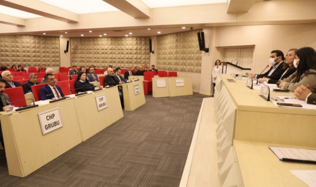 BAŞKAN DURBAY’DAN ÇOCUKLARA SÜT MÜJDESİ