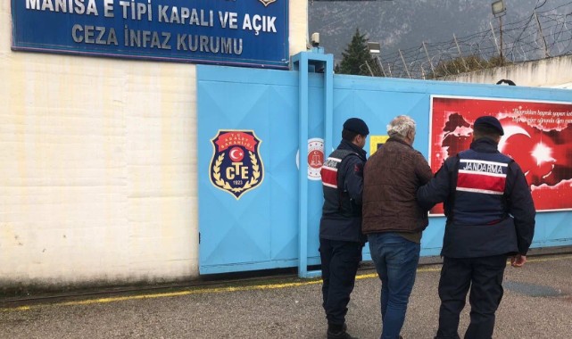 Manisa'da Yol Kontrolünde Aranan Şahıs Yakalandı
