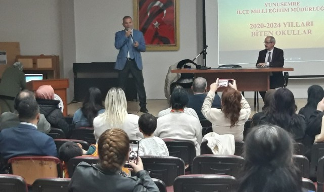 Yunusemre’de Türkiye Yüzyılı Maarif Modeli Tanıtıldı