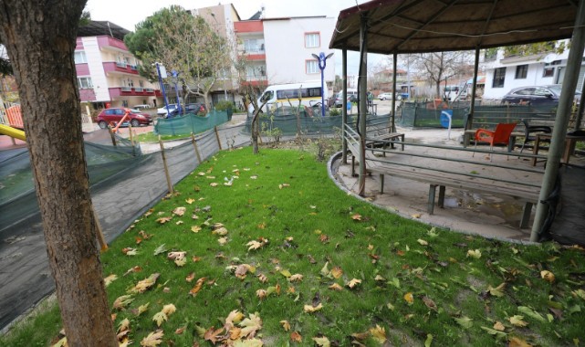 YUNUSEMRE İLE MURADİYE’DE PARKLAR YEŞİLLENDİ
