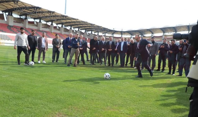 Turgutlu Şehir Stadı'nda İncelemeler Yapıldı