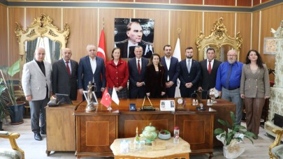 CHP milletvekilleri, başkan Balaban'ı ziyaret etti