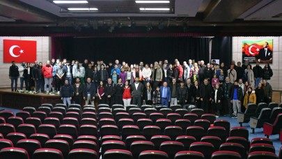 Yunusemre Belediyespor’da Sporcu Aileleriyle Buluşma