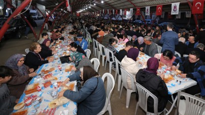 Manisa Büyükşehir Belediyesi’nden Gönül Sofraları
