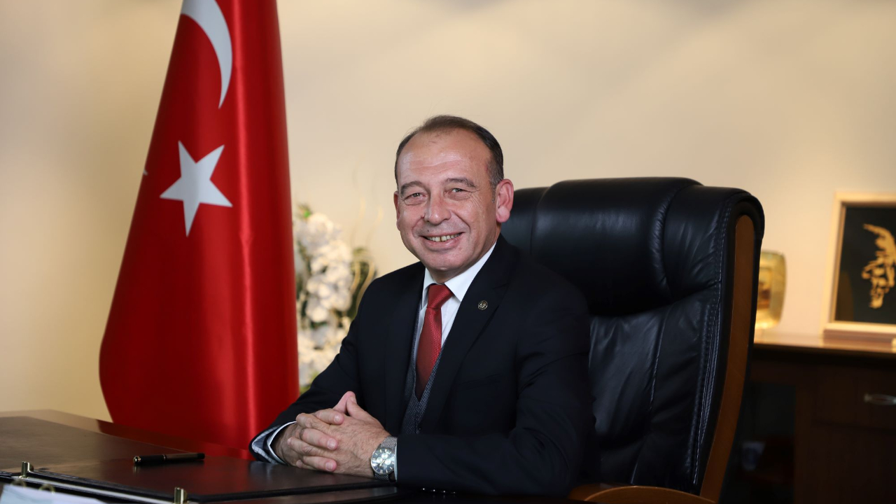 Başkan Çetin Akın: “Kadir Gecesi, Manevi Güzelliklerin Zirveye Ulaştığı Gecedir”