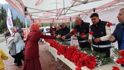 Şehzadeler Belediyesi'nden Bayramda Anlamlı Jest