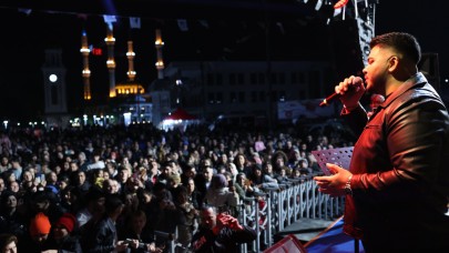 Yunusemre’de Roman Gecesi Coşkusu