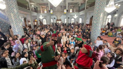 Soma’da Cami-Çocuk Buluşması Bayram Havasında Geçti