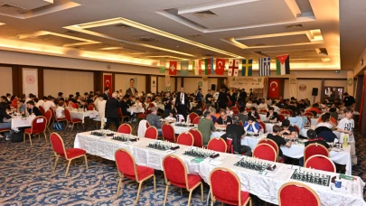 Manisa’da Uluslararası Satranç Heyecanı Başladı