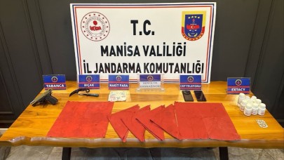 Salihli’de Uyuşturucu Operasyonu: İki Genç Tutuklandı