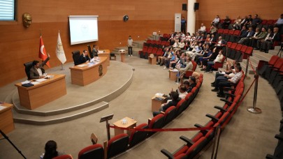 Akhisar Belediyesi Mayıs Ayı Meclisinde Hizmet ve Dayanışma Vurgusu
