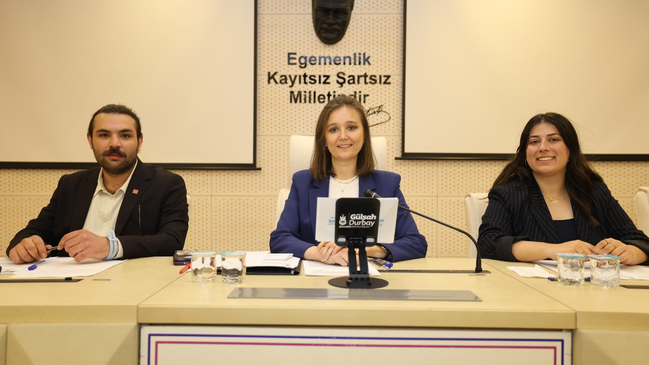 Şehzadeler Meclisi'nden Özgür Özel’e Saldırıya Kınama