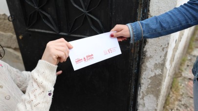 Şehzadeler Belediyesi’nden İhtiyaç Sahiplerine Market Çeki Desteği