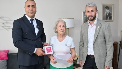 Büyükşehir’den şehit annelerine Anneler Günü ziyareti