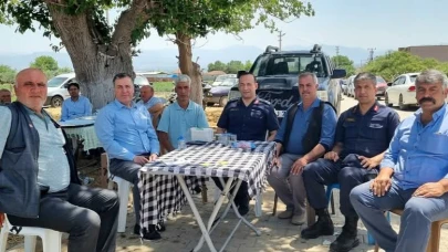 Kaymakam Kapankaya, İzzettin Mahallesi’ndeki Pilav Hayrına Katıldı