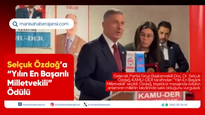 Selçuk Özdağ’a “Yılın En Başarılı Milletvekili” Ödülü
