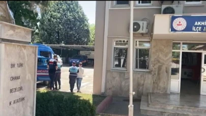 Akhisar Jandarması 6 Yıllık Hırsızlık Dosyasını Çözdü