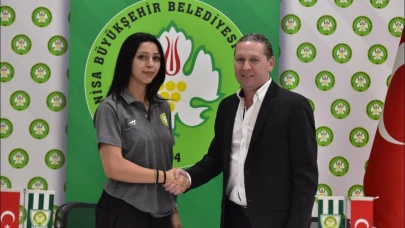 Turgutlulu Irmak Karataş, Manisa BBSK ile Yola Devam Dedi
