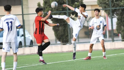 Yunusemre’nin U17 Takımı İzmir’de Şampiyon Oldu