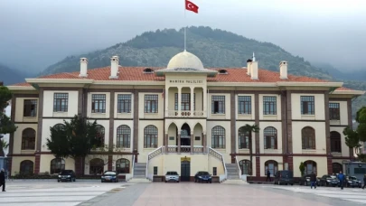 Manisa’da Vali Yardımcılarının Görev Dağılımı Yeniden Belirlendi