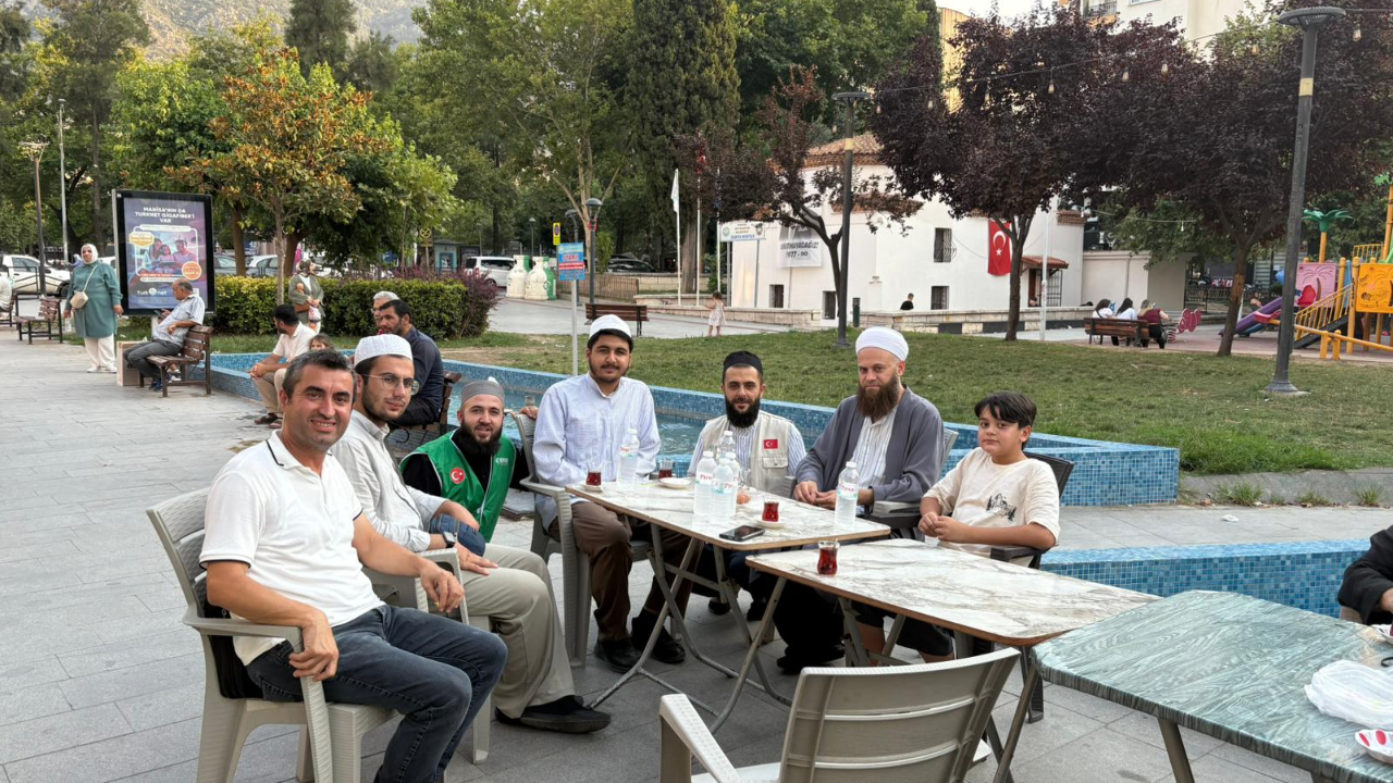 İDDEF Manisa’dan Şehitler İçin Lokma Hayrı