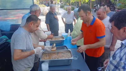 Şehzadeler’de Esnaftan Aşure Hayrı