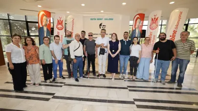 Sesli Kitapta Buluşma: Atatürk’ü Birlikte Dinlediler