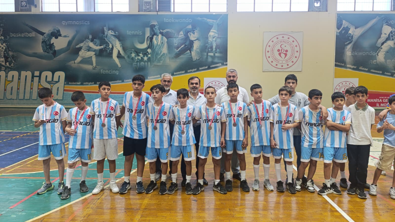Manisa’da Yaz Kur’an Kursları Futbol Turnuvası Şampiyonu Belli Oldu