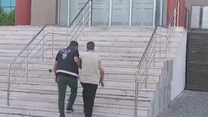 Akhisar’da 54 Yıl Hapis Cezası Bulunan Hükümlü Yakalandı