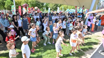 Manisa’da 30 Ağustos Coşkusu Çocuk Şenliğiyle Taçlandı