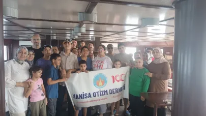 Otizmli Çocuklar İzmir’de Unutulmaz Bir Gün Yaşadı