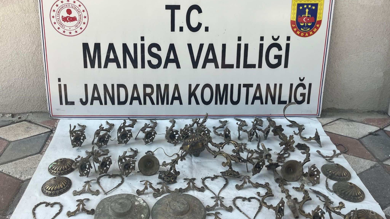 Soma’da Kaçak Kazı Operasyonu: 10 Kişi Suçüstü Yakalandı