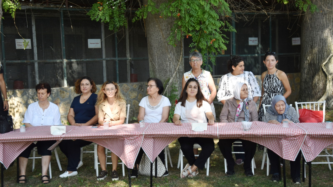 Alzheimer Hastaları İçin Moral Pikniği Düzenlendi