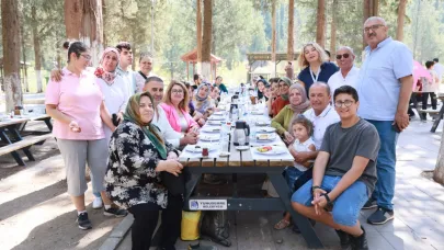 Yunusemre Belediyesi’nden Otizmli Bireylere Doğa İle İç İçe Etkinlik