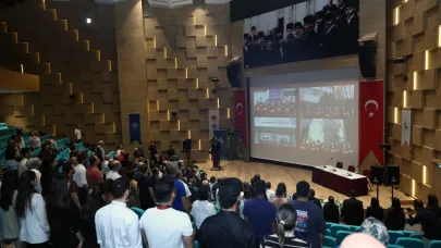 DEÜ’de İzmir’in Kurtuluşu Panelinde Tarih ve Dayanışma Vurgusu