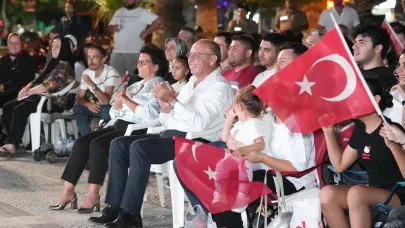Turgutlu’da 12 Dev Adam heyecanı dev ekranda yaşandı