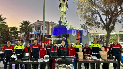 Manisa’da Kızılay ve Jandarma’dan Vatandaşlara Bilinçlendirme Eğitimi