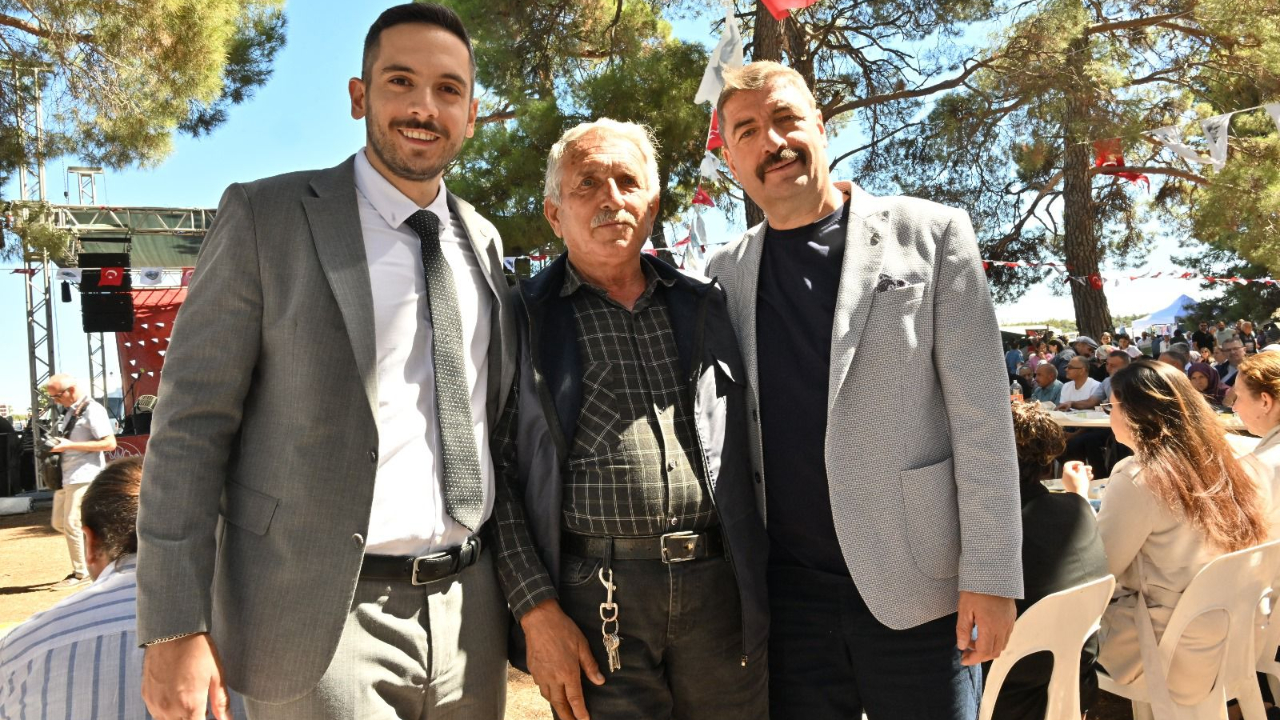 Kula’da Bağdatlı Sultan Alevi ve Kültür Şenliği Yoğun Katılımla Gerçekleşti