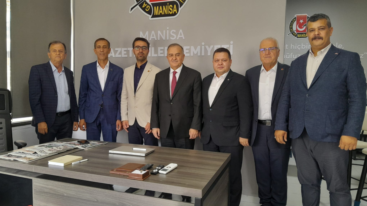 MHP’li Erkan Akçay’dan Manisa Gazeteciler Cemiyeti’ne Ziyaret