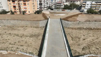 Edremit’te Yol Çalışmaları Hızla Devam Ediyor