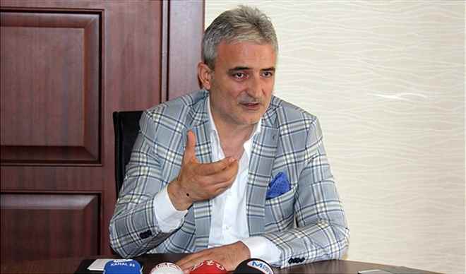 AK PARTİ´DE İSTİFA DEPREMİ
